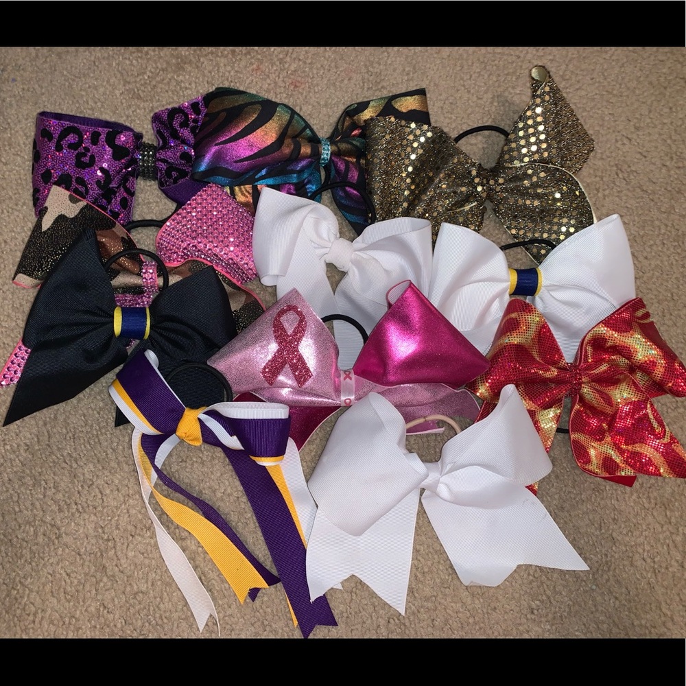 Gently used cheer bows